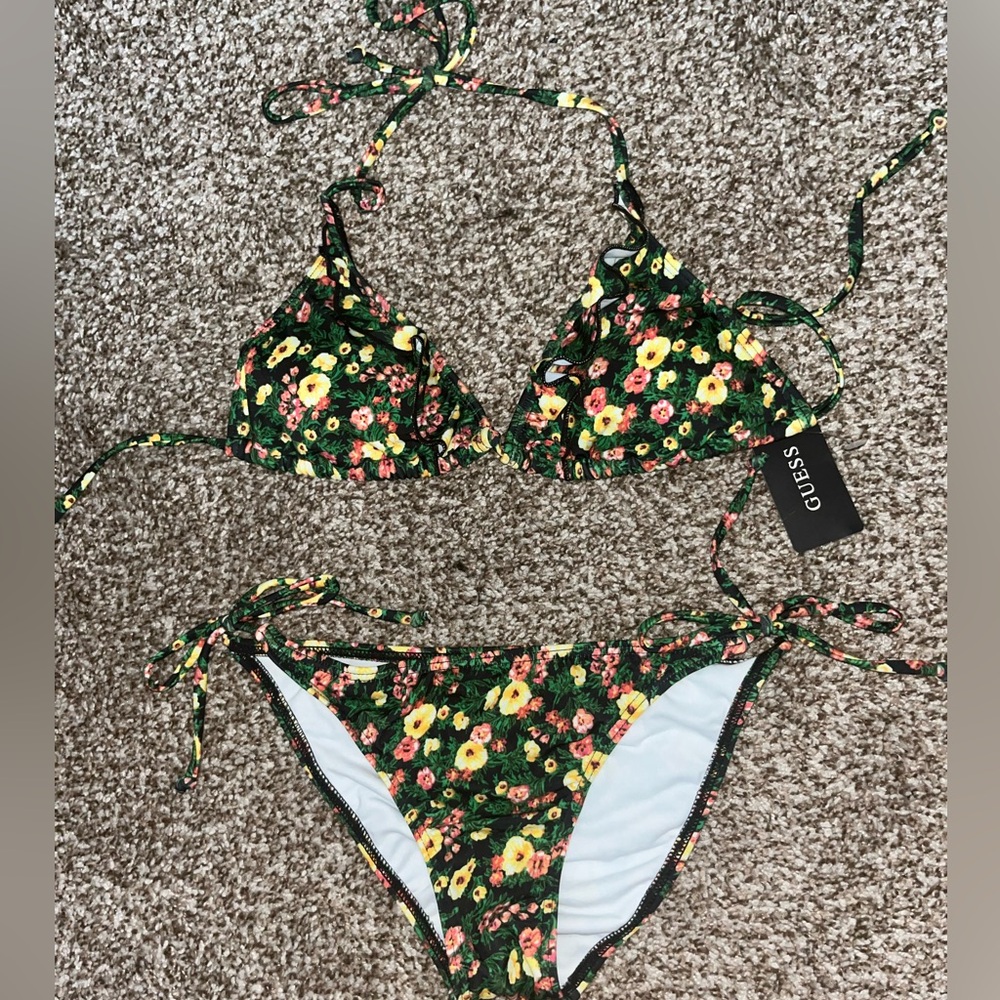 NWT guess floral flowers bikini bathing suit small string triangle